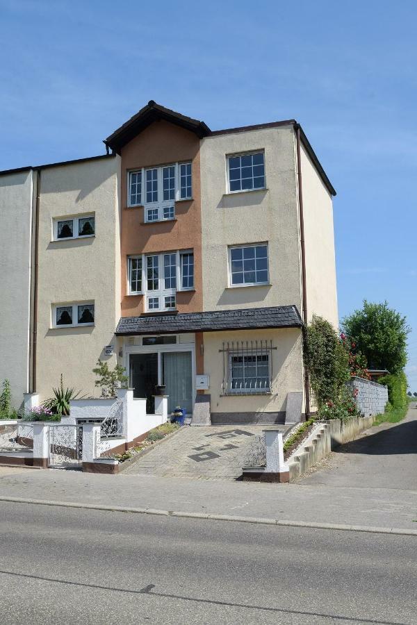 אסן Ferienwohnung Wandelt מראה חיצוני תמונה